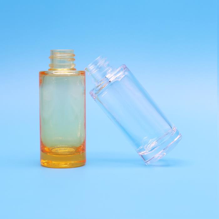 Glass-like PET bottles